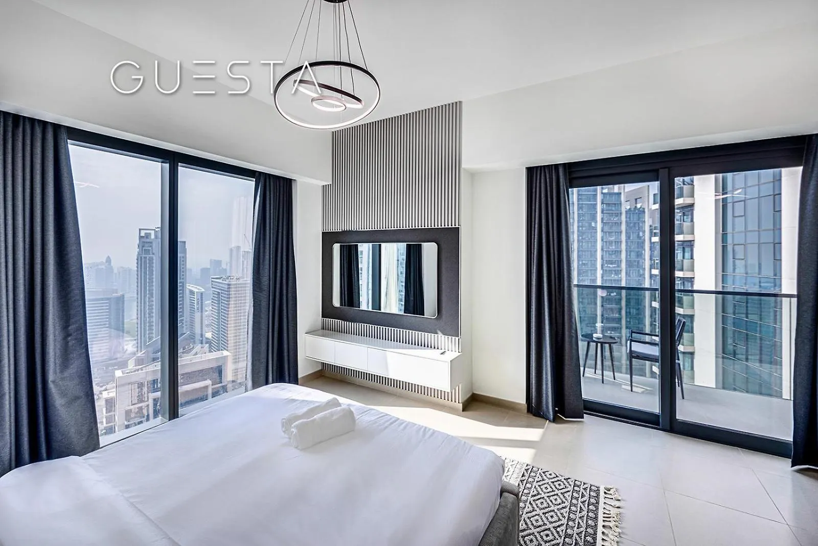 Act One Act Two By Emaar, Downtown Dubai Apartman